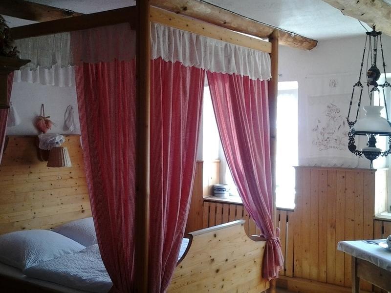 Hotel Gastehaus Zum Alten Schulhaus Miltenberg Pokoj fotografie