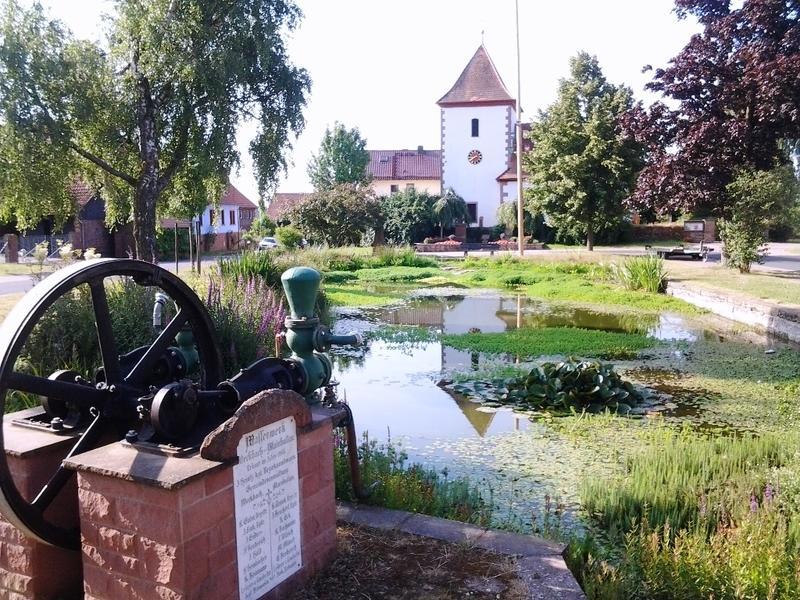 Hotel Gastehaus Zum Alten Schulhaus Miltenberg Pokoj fotografie